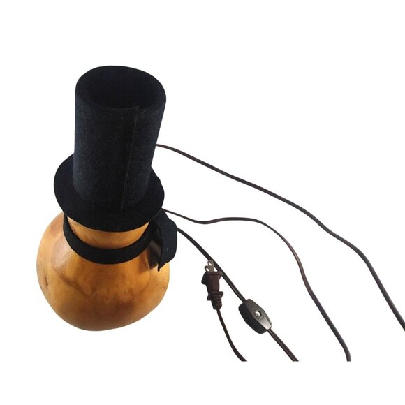 Rustic Handcrafted Gourd Snowman Lamp by Meadow Brook Gourds With Black Felt Top - Picture 9 of 15